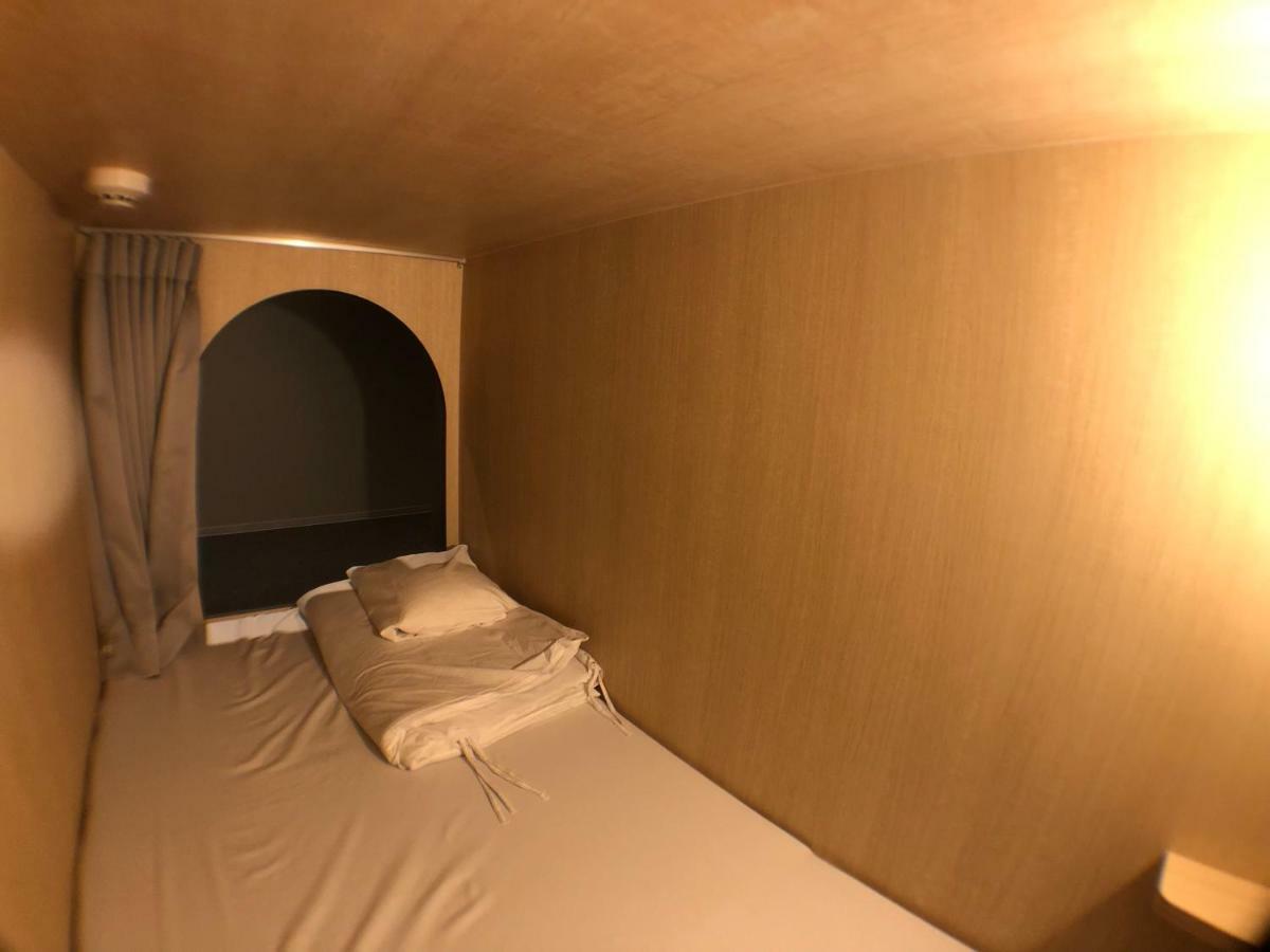 Capsule Hotel City Cabin By Nikoh Refre Sapporo Exteriör bild